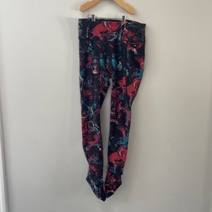 Calia by Carrie Underwood leggings S